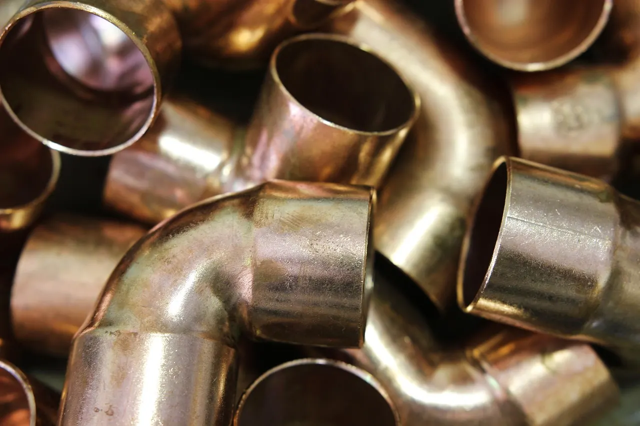 Copper elbow fittings used in plumbing works